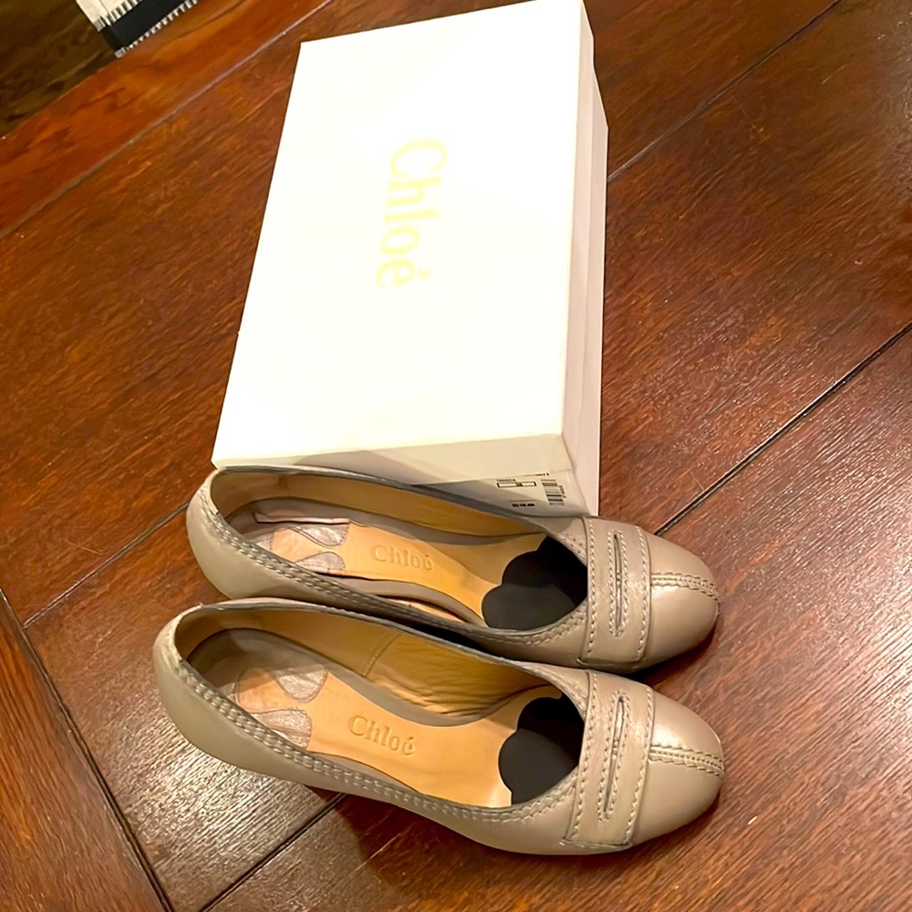 Designer Grey leather round toe heels 3” heel size 36